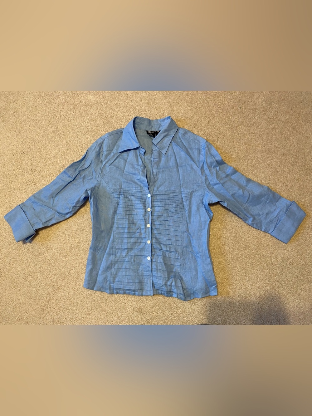 Tracy M pleated collared button up blouse, womens size large